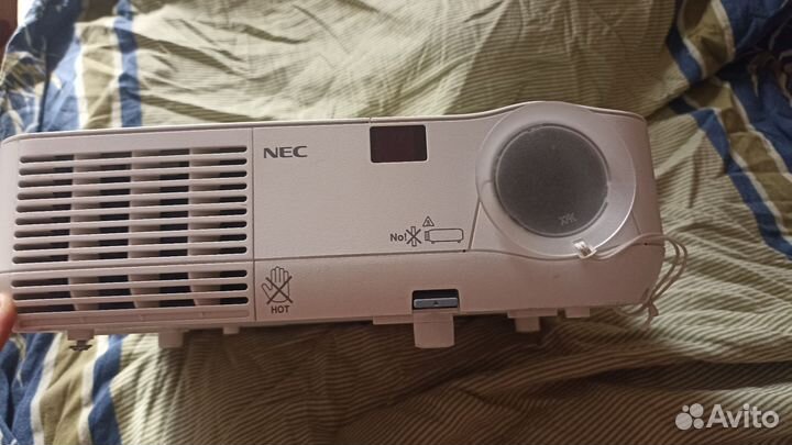 Проектор NEC NP210