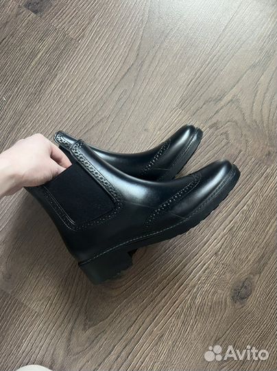 Резиновые сапоги