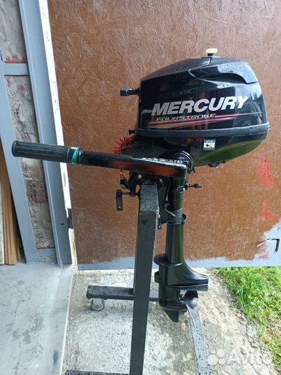 Лодочный мотор