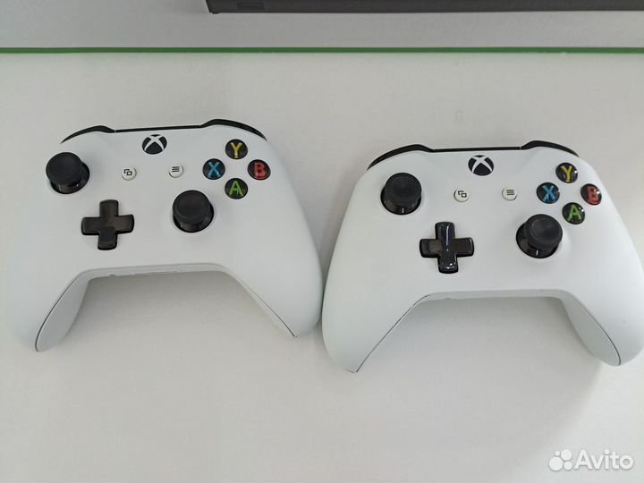 Xbox One S 1tb С Двумя Геймпадами