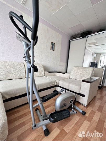 Эллиптический тренажер