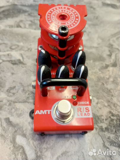 Гитарная педаль amt bricks
