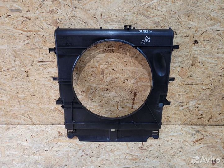 Диффузор вентилятора Mercedes-Benz Sprinter W906