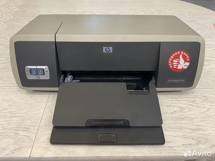 Принтер струйный цветной HP Deskjet 5743