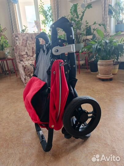 Коляска прогулочная Valco Baby Snap 4 Fire red