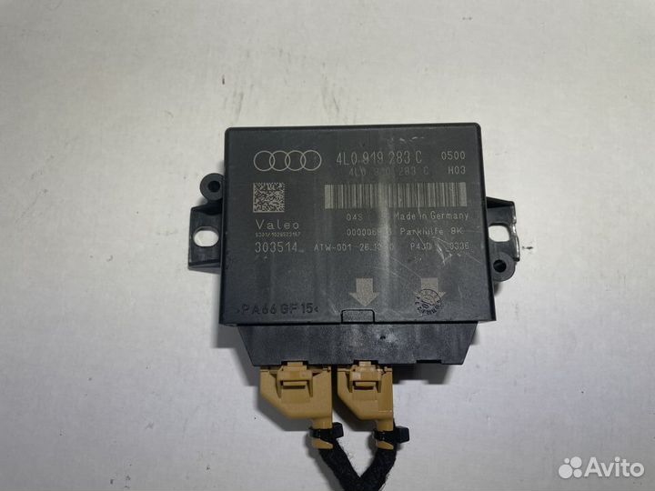 Блок парктроников на Ауди А6 С6 4L0919283C