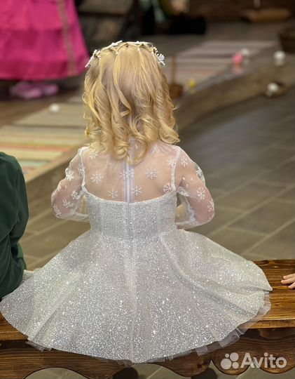 Платье нарядное