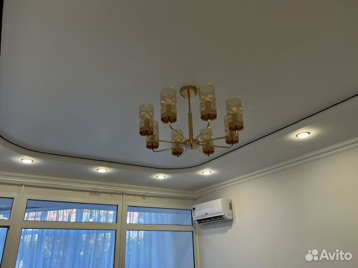 Люстра новая