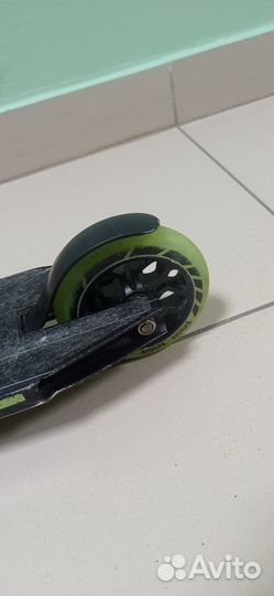 Трюковой самокат tech team