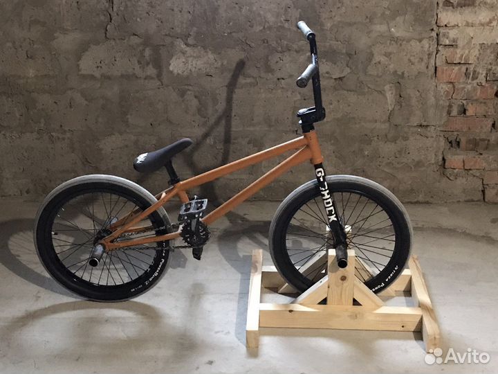 Новый тренажёр для тренировки баланса на BMX