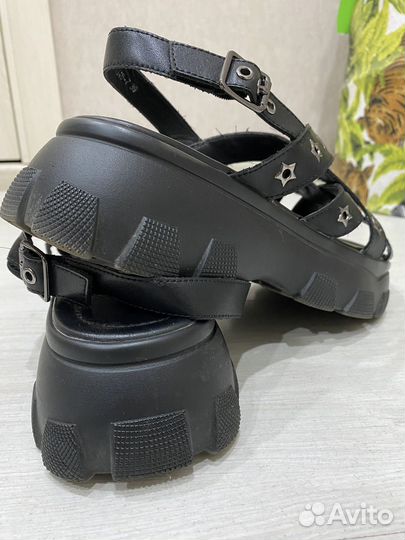 Сандали женские кожаные