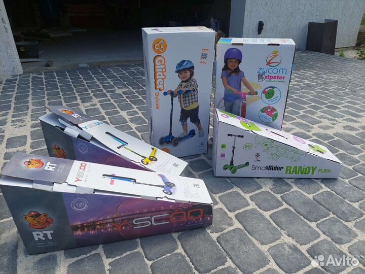 Самокат детский трехколесный новый