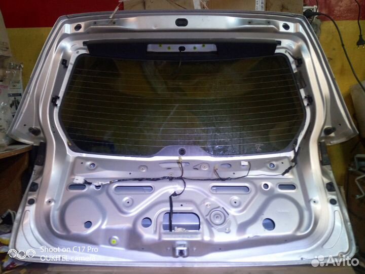 Дверь / крышка багажника на Субару Форестер SH/S12