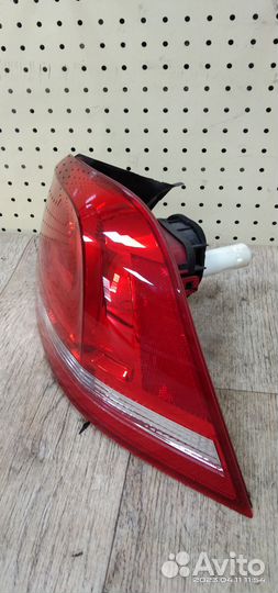 Фонарь задний наружный Volkswagen Touareg NF