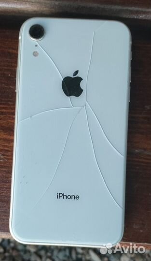 iPhone Xr, 64 ГБ
