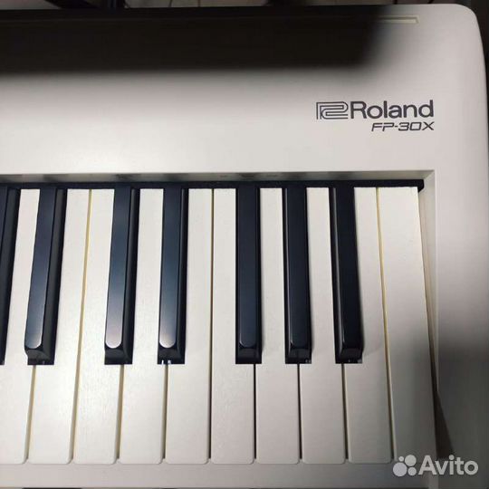 Roland fp30x цифровое пианино