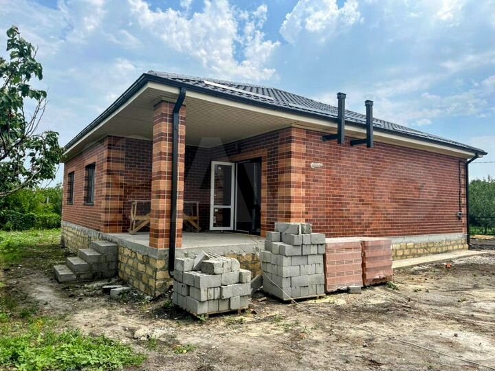 Дом 163 м² на участке 8 сот.