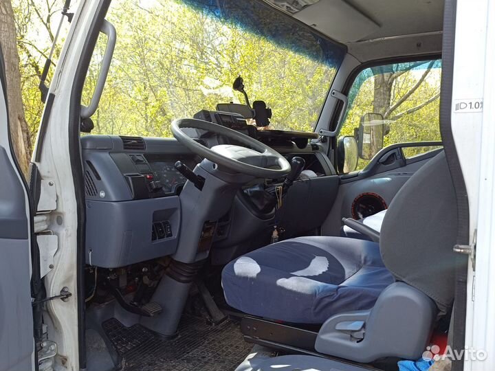 Mitsubishi Fuso Canter, 2014