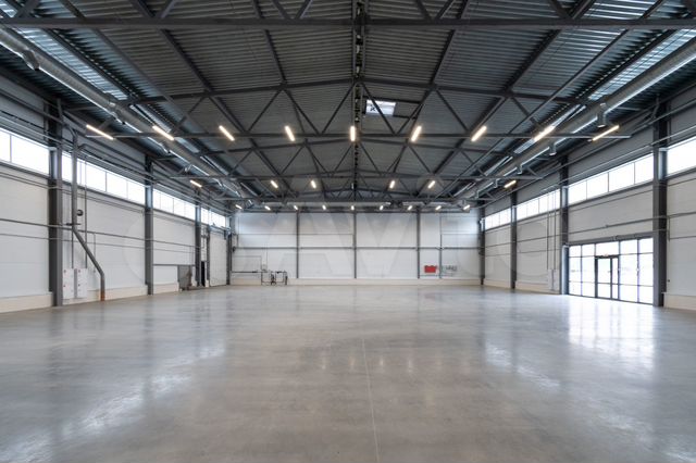 Склад с высокими потолками, 1500 - 14880 м²