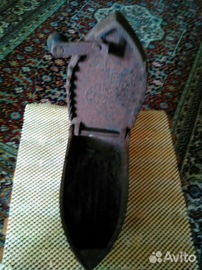 Старинный утюг