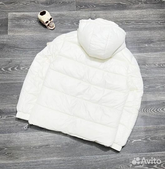 Зимние куртки Moncler