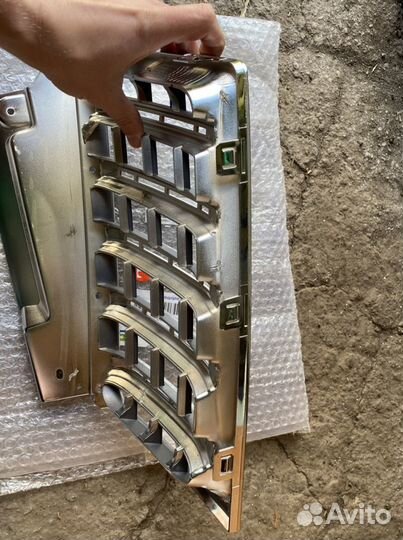 Решетка pajero sport