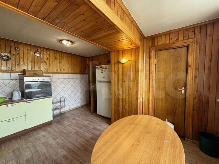 4-к. квартира, 95 м², 4/12 эт.