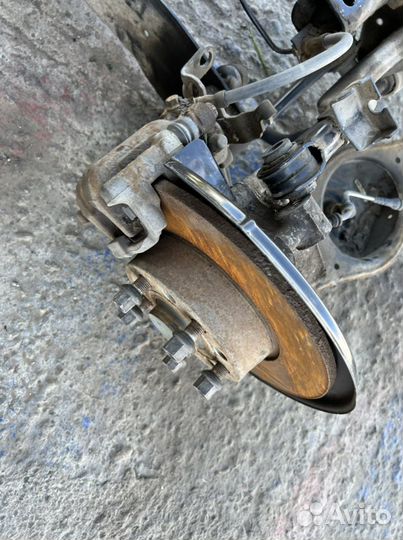 Тормозной суппорт Skoda Yeti йети