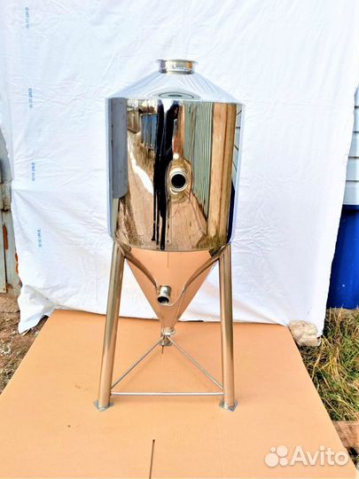 Цкт 40 л из нержавейки с горловиной на 8 