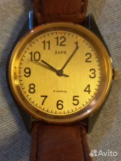 Часы заря механические СССР 0909