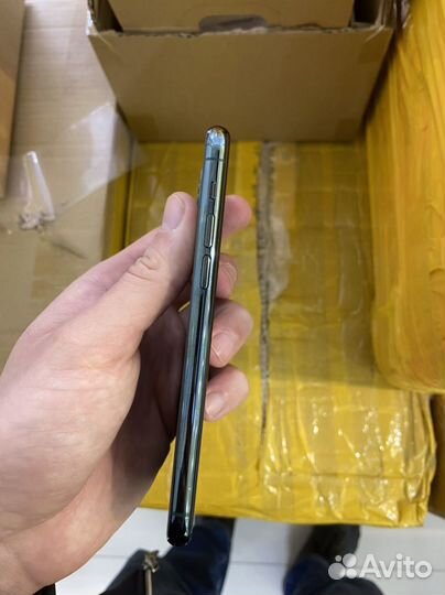 iPhone 11 Pro, 256 ГБ