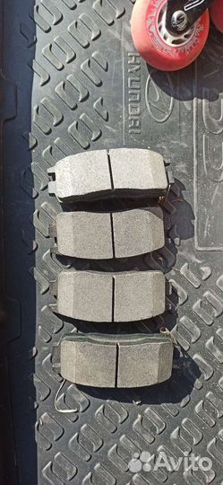 Тормозные колодки задние на hyundai