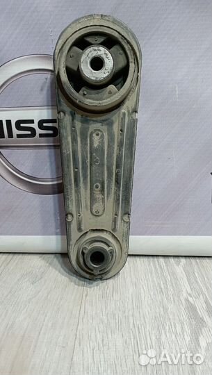 Опора двигателя двс Кронштейн Nissan tiida