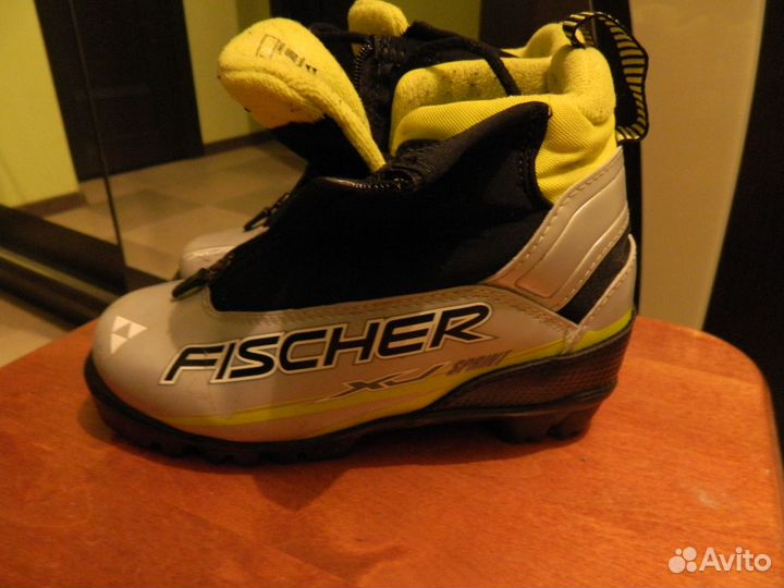 Лыжные ботинки fischer 33 размер
