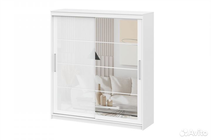Шкаф купе белый с зеркалом