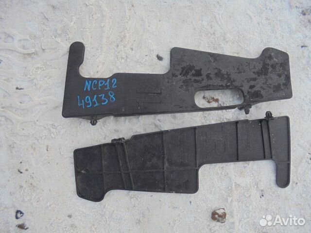 Дефлектор радиатора Toyota Platz NCP12 1NZ-FE