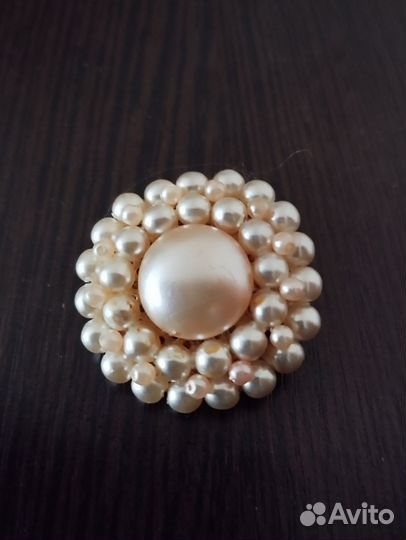 Броши и бусы из чешского стекла. Винтаж