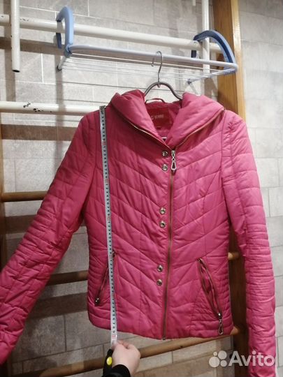 Демисезонная женская куртка 42-44 размера