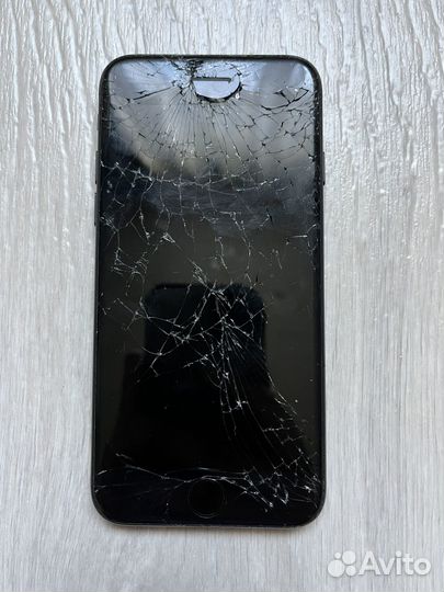 iPhone 7, 32 ГБ