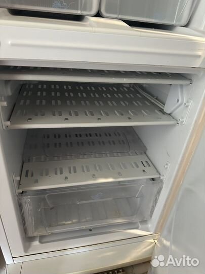 Холодильник indesit бу