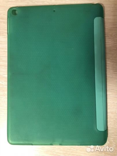 Чехол на iPad 7