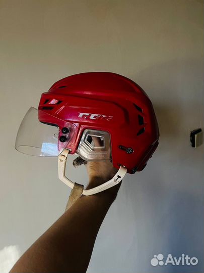 Хоккейный шлем CCM resistance M