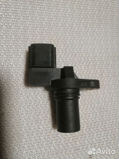 Датчик распредвала Митсубиси Каризма