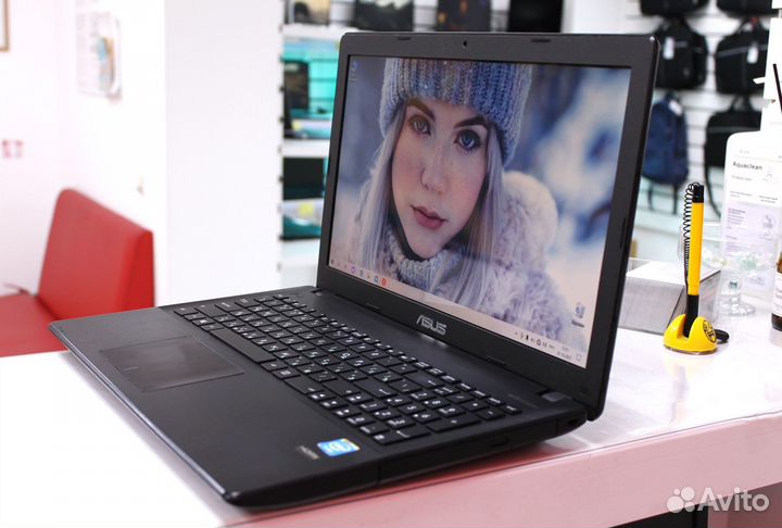 Ноутбук Asus X551