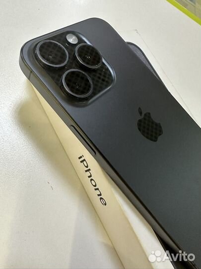 iPhone 15 Pro, 256 ГБ