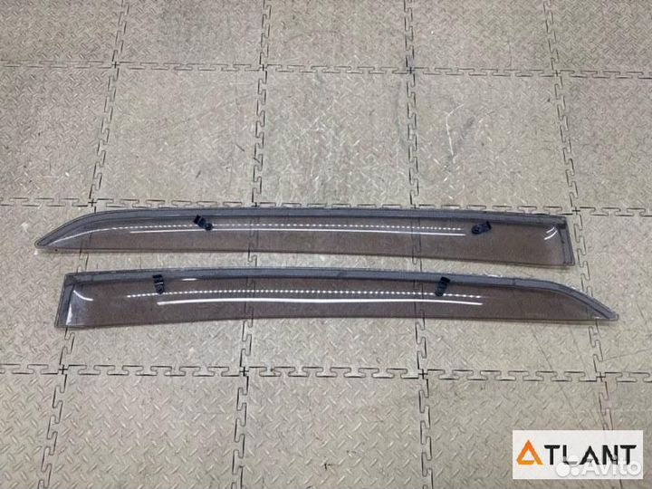 Ветровики комплект toyota vitz