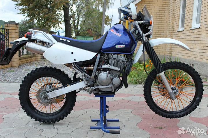 Suzuki Jebel 250