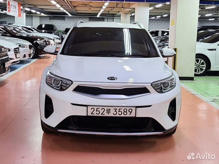 Kia Stonic 1.4 AT, 2019, 45 000 км