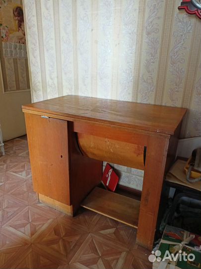 Швейная машина Подольск ножная