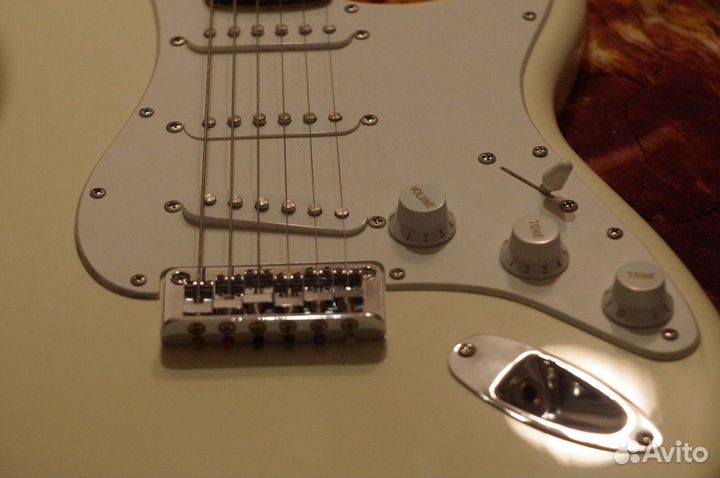 Электрогитара fender stratocaster